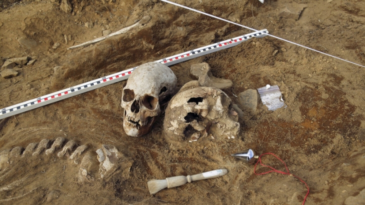 Курганские археологи обнаружили скелеты мужчины и ребёнка во время раскопок