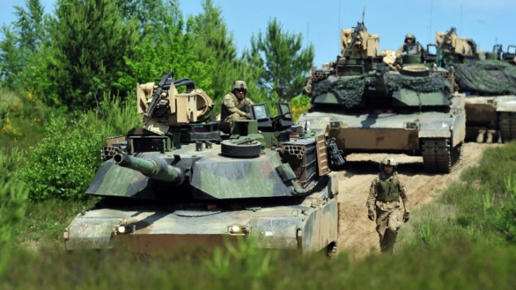 Войска НАТО развернулись у самых границ России