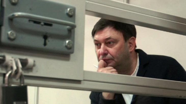 Журналисту Кириллу Вышинскому вручили обвинительный акт